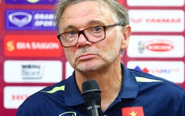 HLV Troussier bất ngờ lên tiếng chê bóng đá Trung Quốc bằng lời lẽ phũ phàng?

