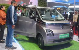 Tranh thủ sự ‘vắng mặt’ của Tesla, BYD, ông lớn ngành thép châu Á ‘đá chéo sân’ sang thị trường xe điện mới nổi nơi VinFast xây nhà máy 2 tỷ USD
