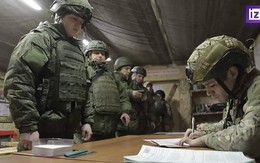 Video quân nhân Nga bỏ phiếu bầu tổng thống
