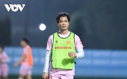 Lý do HLV Troussier để Công Phượng tập cùng U23 Việt Nam
