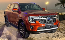 Ảnh thực tế Ford Everest Platinum tại Việt Nam: Nhiều trang bị vượt phân khúc, đẹp hơn Titanium, giá dự kiến 1,509 tỷ