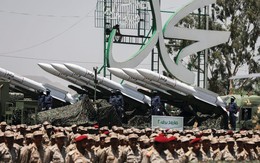 Houthi xuyên thủng phòng thủ Israel, đánh trúng tàu Mỹ trên Biển Đỏ