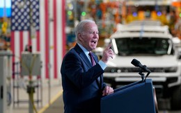 Tổng thống Mỹ Biden công bố chính sách hỗ trợ xe điện chưa từng có