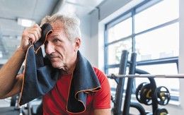 5 hành vi âm thầm rút ngắn tuổi thọ, khiến sức khỏe sụt giảm nhanh chóng: Sau 50 tuổi cần đặc biệt lưu ý