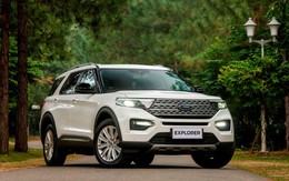 Hết thời bán 'bia kèm lạc', Ford Explorer âm thầm giảm giá khủng gần 500 triệu đồng