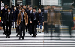 ‘Cái khó’ của người dân Nhật Bản: Hơn 3.600 công ty đồng loạt đưa ra động thái mới, muốn tái cơ cấu phải chấp nhận ‘hy sinh’, ‘miếng cơm manh áo’ sẽ ngày một khó khăn hơn nữa