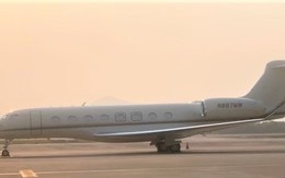 Máy bay chở tỷ phú Bill Gates rời Đà Nẵng