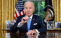 Châu Âu thoát hiểm trong gang tấc, Trung Quốc "chật vật" - ông Biden tiết lộ điều thế giới ghen tị với Mỹ