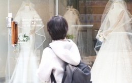 "Hiệu ứng domino" đáng buồn tại Hàn Quốc: Khi người trẻ từ bỏ kết hôn vì quá nghèo, quốc gia phát triển bậc nhất châu Á khủng hoảng
