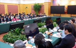 Chủ tịch Quốc hội Vương Đình Huệ thăm Khu thí điểm mậu dịch tự do Thượng Hải