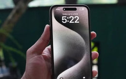 Cách bảo vệ sức khỏe đôi mắt khi dùng iPhone vào ban đêm