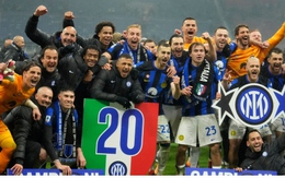 Đánh bại AC Milan, Inter Milan vô địch Serie A sớm 5 vòng đấu