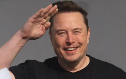 Nóng: Elon Musk vừa sa thải toàn bộ 40 nhân viên phòng marketing của Tesla với lý do 'làm quảng cáo quá chung chung'