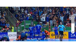 Thắng “siêu nghẹt thở” trên chấm luân lưu, tuyển Thái Lan vào chung kết giải châu Á