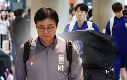 U23 Hàn Quốc buồn bã về nước sau thất bại chấn động tại giải U23 châu Á, HLV trưởng nghẹn ngào cúi đầu xin lỗi