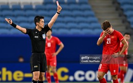 Lãnh thẻ đỏ vì đạp vào chân đối phương, cầu thủ U23 Việt Nam chịu án phạt “gấp đôi” từ AFC?