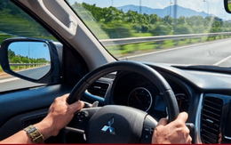 Có nên dán phim cách nhiệt cho kính lái ô tô?