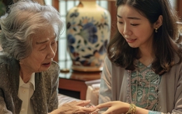 Mẹ chồng đột nhiên cho 1 cây vàng rồi đề nghị tôi làm việc khó tin