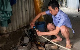 Chỉ được cấp nước buổi sáng, dân Hà Nội không dám tắm giặt, canh từng giờ bơm