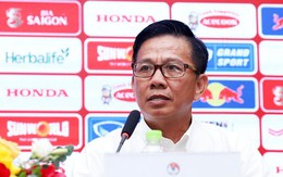 HLV Hoàng Anh Tuấn cân nhắc gia nhập CLB Khánh Hòa