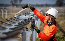 Trung Quốc đang nắm giữ ‘át chủ bài năng lượng’ giá rẻ mà cả thế giới thèm khát: Kiểm soát 80% chuỗi cung ứng, tốc độ tăng trưởng vượt xa Mỹ, châu Âu