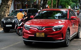 Chạy taxi bằng xe điện: Nhiều lợi thế hơn xe xăng nhưng vẫn còn 1 chặng đường dài để phổ cập tại Việt Nam
