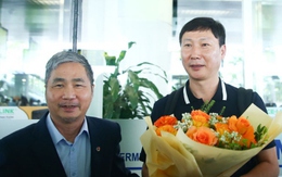 HLV Kim Sang Sik thăm trụ sở VFF, sẵn sàng dẫn dắt ĐT Việt Nam