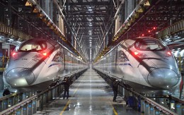 60 năm ôm giấc mộng tàu cao tốc chưa thành công của nước Mỹ: Trầm trồ nhìn tàu cao tốc Trung Quốc chạy từ Bắc Kinh tới Hong Kong chỉ trong 9 tiếng