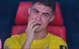 Ronaldo khóc nức nở khi thua chung kết