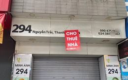 Hàng loạt mặt bằng kinh doanh trên tuyến phố "đất vàng" Nguyễn Trãi vẫn "ế ẩm", đóng cửa ngày đêm