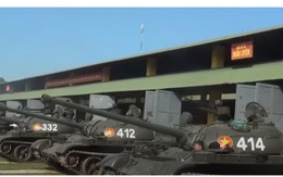 Dàn xe tăng T-54 của Quân đội Nhân dân Việt Nam thị uy sức mạnh sau cải tiến