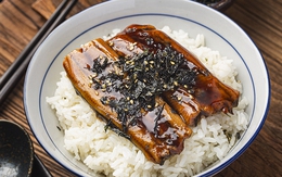 Đi chợ mùa hè, phụ nữ Nhật thường mua 4 loại hải sản này vì chúng tươi ngon cực kỳ, bổ còn hơn cả thịt