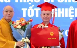 Yêu cầu ĐH Luật báo cáo việc ông Thích Chân Quang nhận bằng tiến sĩ trong 2 năm