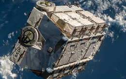 NASA bị kiện vì để rác từ "trên trời" rơi trúng nhà dân