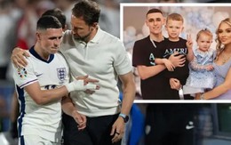 Phil Foden rời tuyển Anh, về nước khẩn cấp