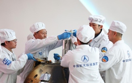 Trung Quốc mang về 1.935,3 gram mẫu đất từ vùng tối Mặt Trăng