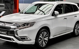 Đại lý xả kho lô Mitsubishi Outlander 2023 cuối cùng: Giảm tới 140 triệu đồng nhưng chỉ áp dụng cho phiên bản này