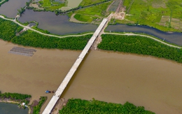 Toàn cảnh tuyến đường 2.100 tỷ nối cao tốc đắt nhất Việt Nam với khu công nghiệp tỷ USD ở tỉnh biên giới giáp Trung Quốc