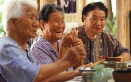 Nghiên cứu 20 năm chỉ rõ: Người ở cùng đất sống thọ có chung 1 thói quen, áp dụng sớm có thể sống lâu hơn 10 - 13 năm
