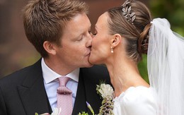 Cặp đôi quý tộc giàu bậc nhất nước Anh tung ảnh cưới chính thức ghi lại khoảnh khắc đáng nhớ trong hôn lễ