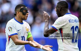 Mbappe sút 5 vào 0, "tội đồ World Cup" giúp Pháp đi tiếp với thông số kỳ quặc