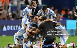 Messi khóc ròng, Argentina vẫn vô địch đầy nghẹt thở nhờ cú đòn hồi mã thương tuyệt hảo