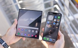 Hội tụ mọi tinh hoa của Samsung, Galaxy Z Fold 6 hiện nay thậm chí còn đáng mua hơn cả iPhone 15 Pro Max?