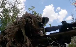 Lính bắn tỉa Nga tấn công đội súng máy Ukraine