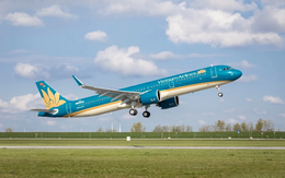 Cổ phiếu Vietnam Airlines 'cất cánh' trở lại, tăng trần sau khi vốn hóa đã 'bay' hơn 30.000 tỷ trong chưa đầy một tháng