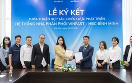 Một công ty ở Phú Thọ bất ngờ bắt tay VinFast mở liền 11 đại lý, theo ông lớn xe điện sang mở showroom ở cả Indonesia, Ấn Độ