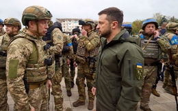 Ukraine thay tướng nhưng không đổi vận