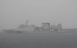 Biển Đông: Vừa nhất trí đối thoại, Philippines phát hiện tàu Hải cảnh "quái vật" của Trung Quốc trong EEZ