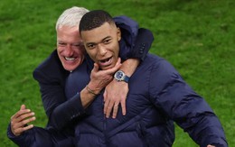 HLV Deschamps bảo vệ Mbappe trước làn sóng chỉ trích