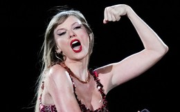 Taylor Swift rơi vào thế lao đao